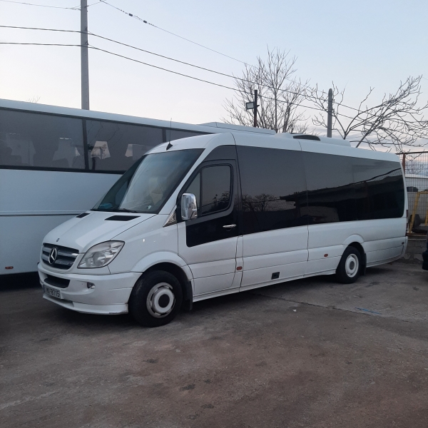 ενοικιάσεις πούλμαν CDLTOUR rent-a-minibus_cdltour_co